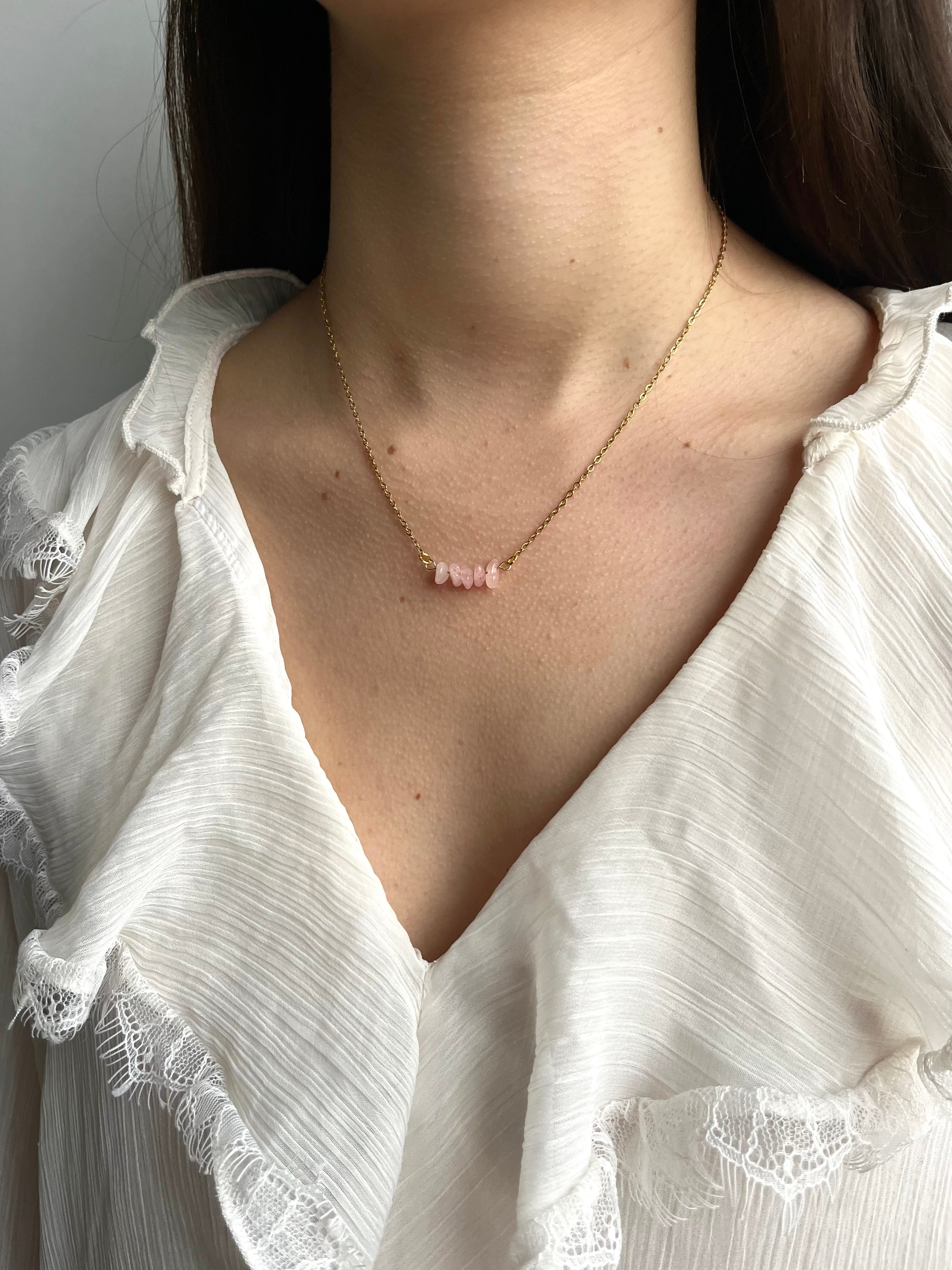 Collier Vertus des pierres